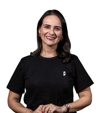 Prof.ª Fabíola Soares, Redação